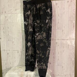 Under Armour Black and Gray Kids Casual Bottoms